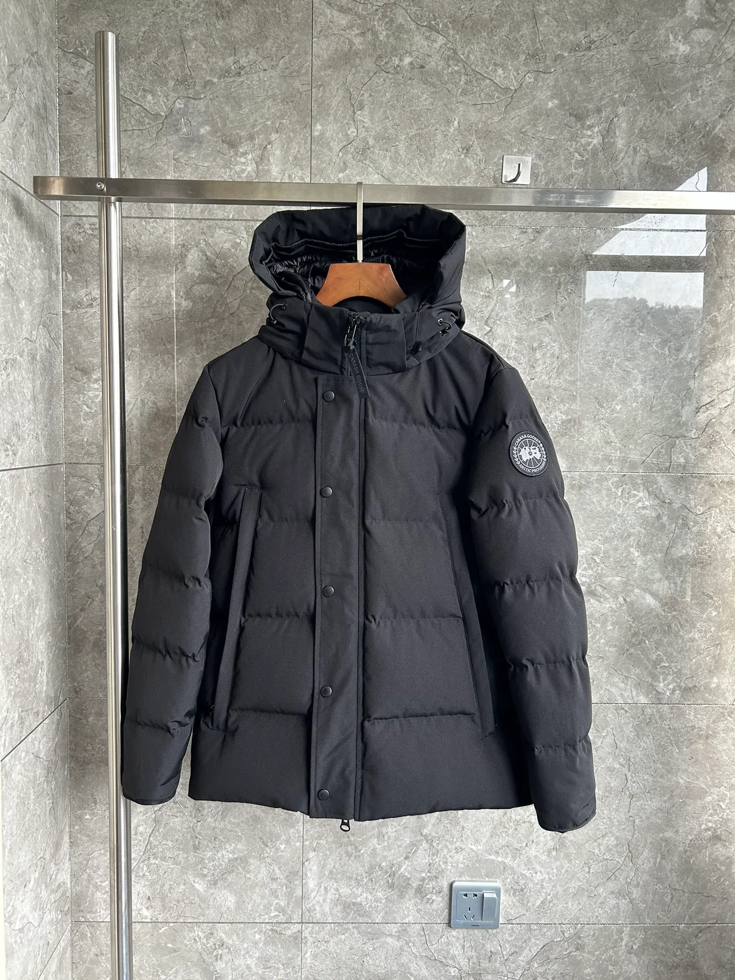 P920 Model No.: Y107 E2048MB Wyndham Classic Upgrade Model Men's Black Black Label Size: S M L XL XXL